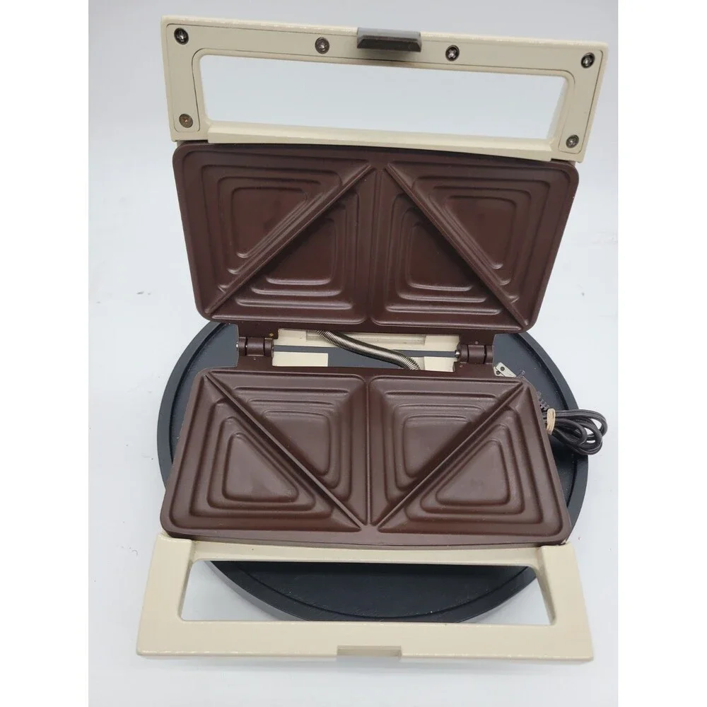Vintage Oster Hot And Toasty Sandwich Grill Retro Kitchen Appliance Works Great!